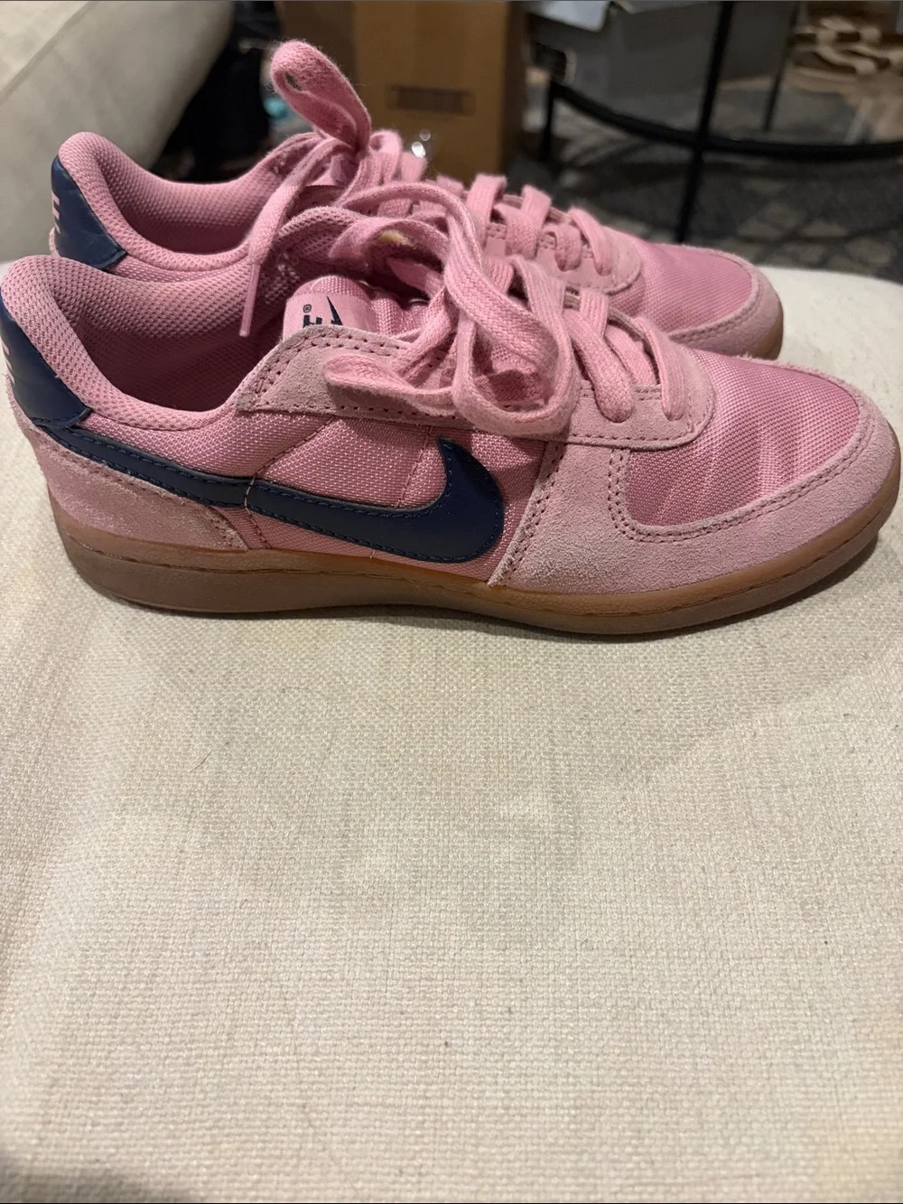 nike field general '82 bubblegum pink/navy suede sz 4y